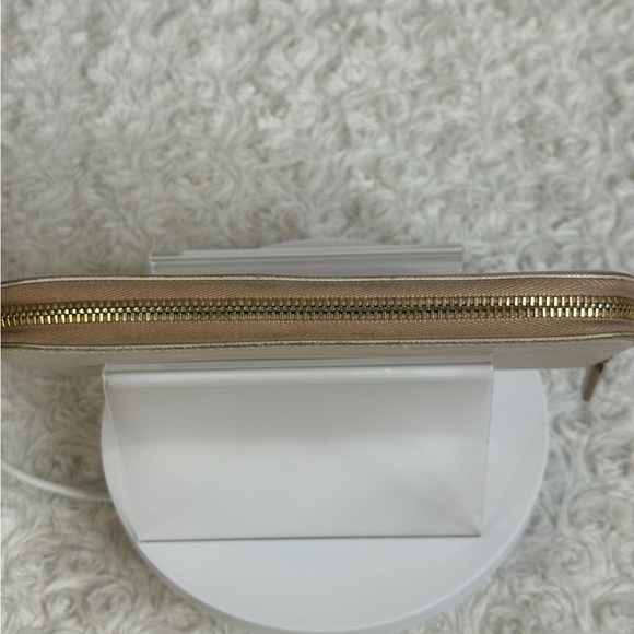 Prada Logo Saffiano Zip Around Wallet - Picture 10 of 12